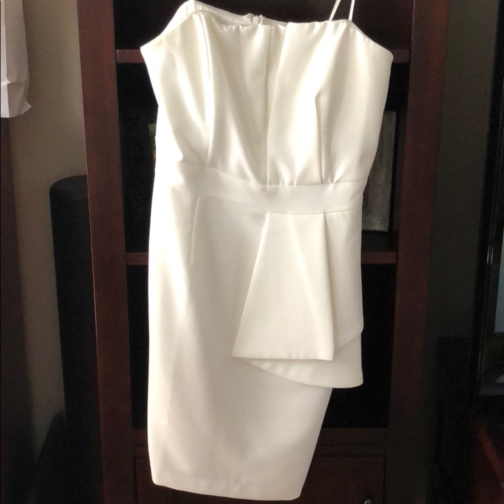 Women’s dress
